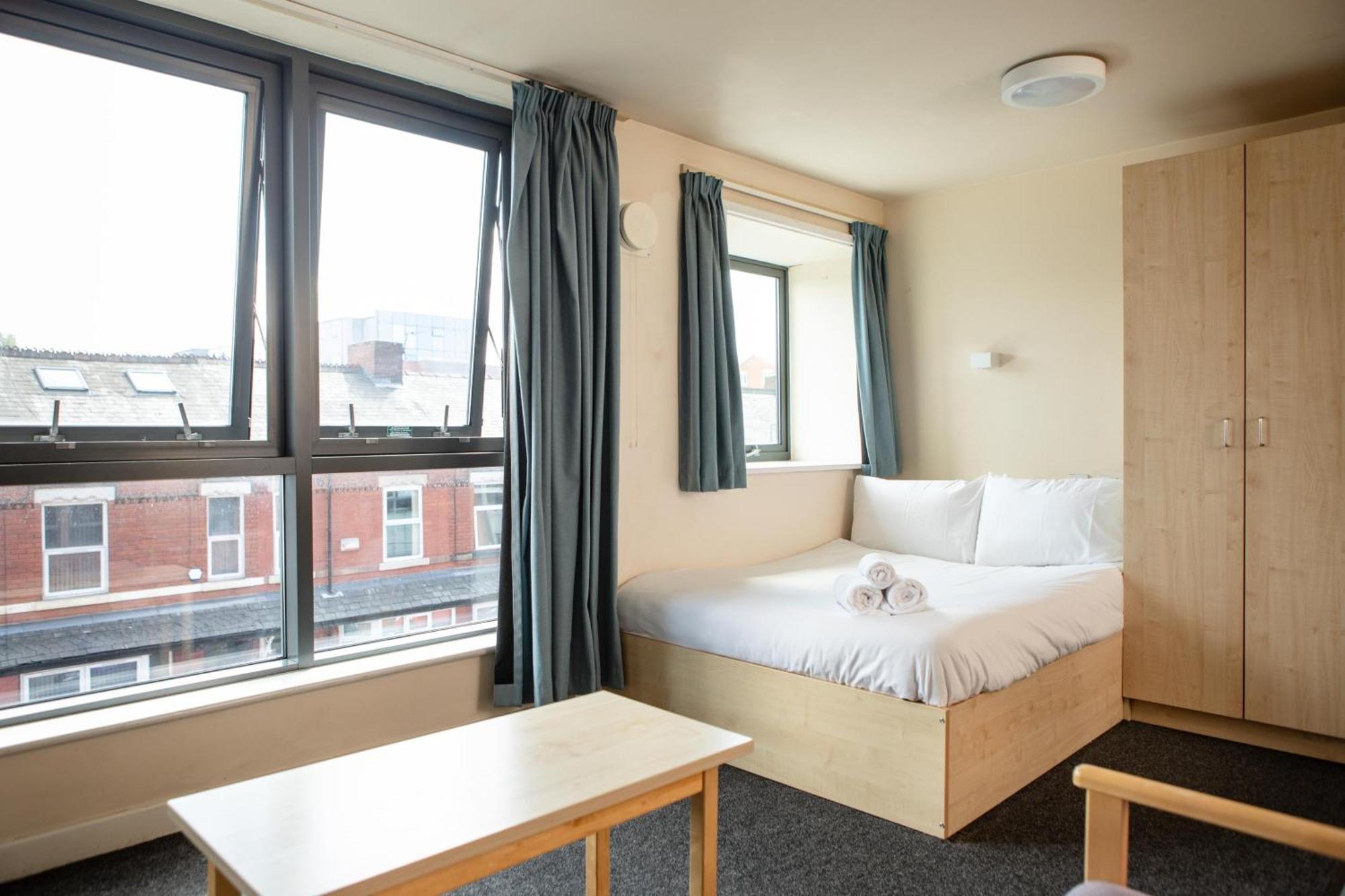 Rusholme Place Manchester Esterno foto